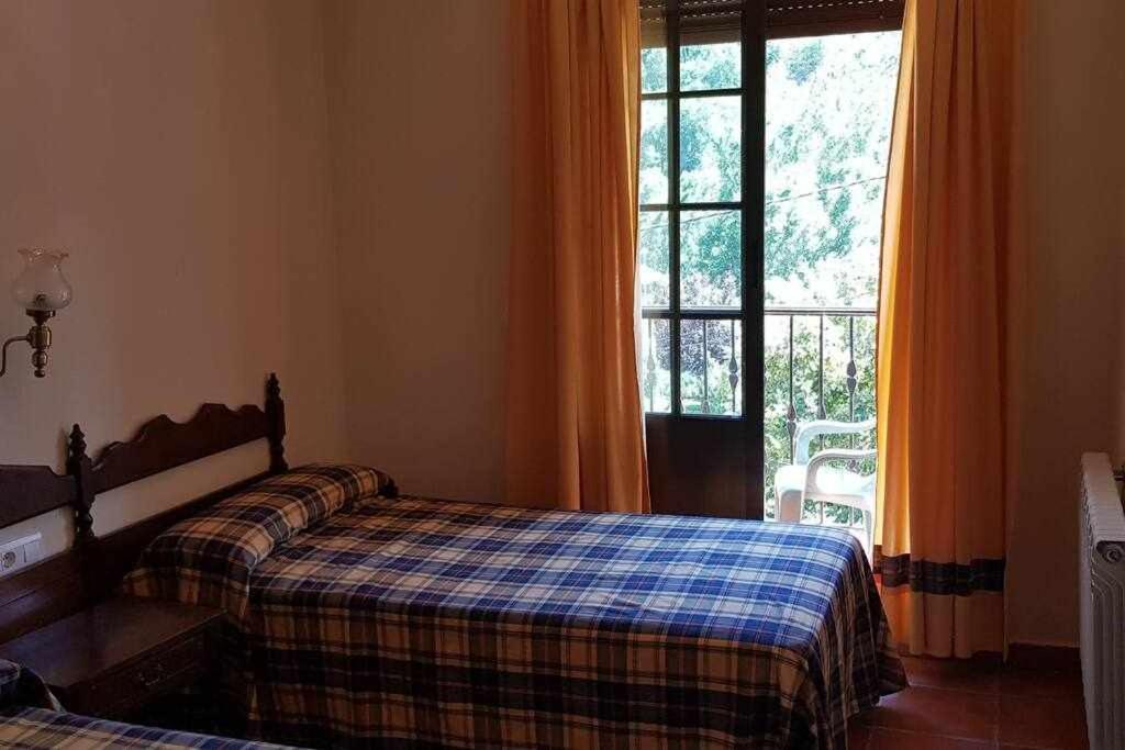 Hostal Montemayor Montemayor del Rio Eksteriør bilde